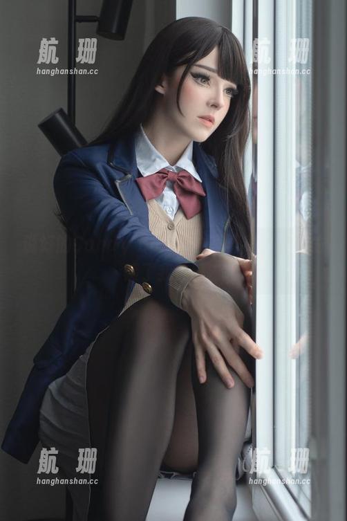 说好的Candy Ball睡衣写真集，结果偷瞄了我几眼？